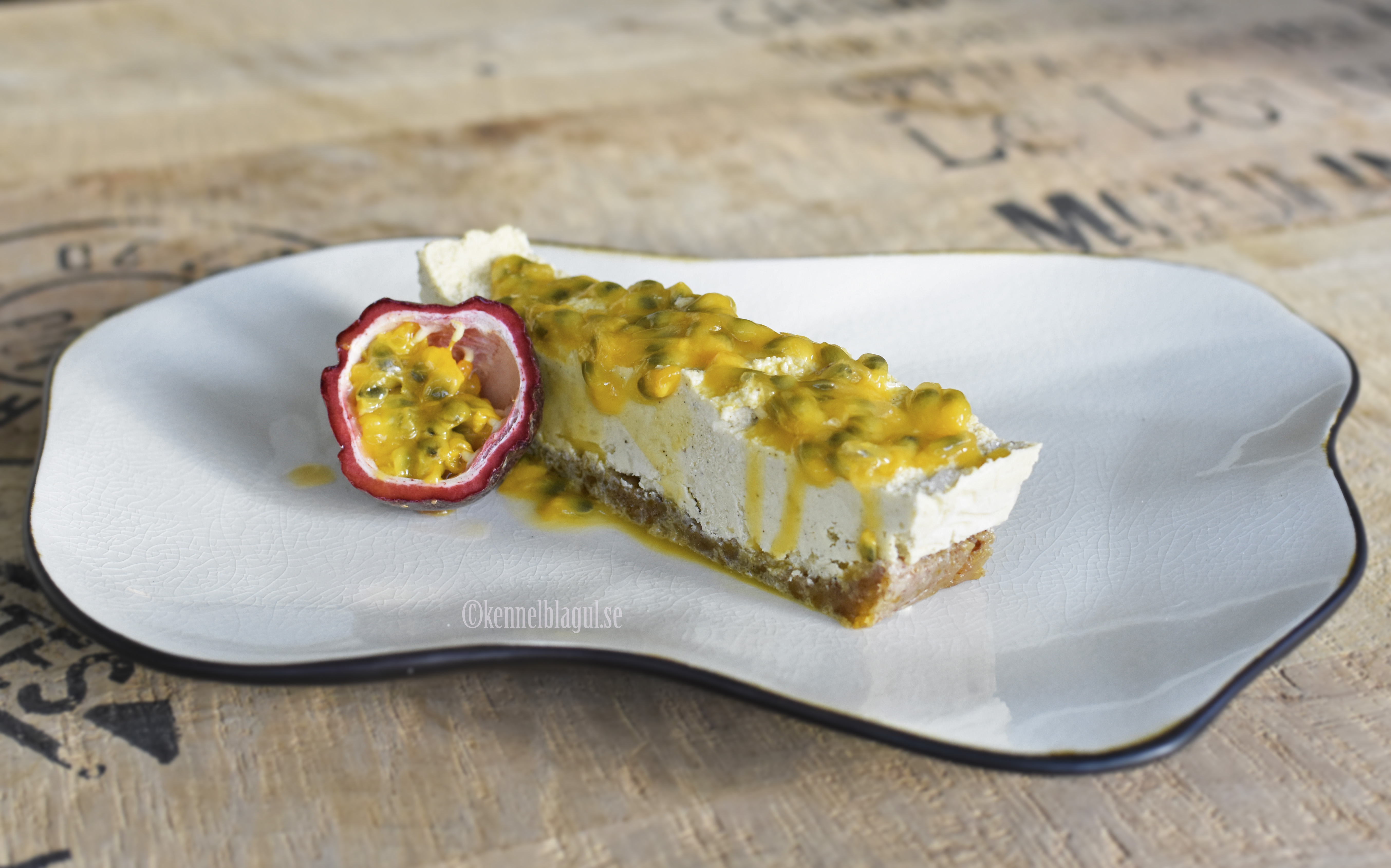 1raw mangocheesecake.jpg